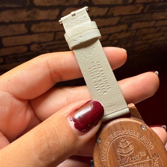 Tense Leather Hampton Wooden Watch in Walnut Grey Unisex - Picture 6 of 7